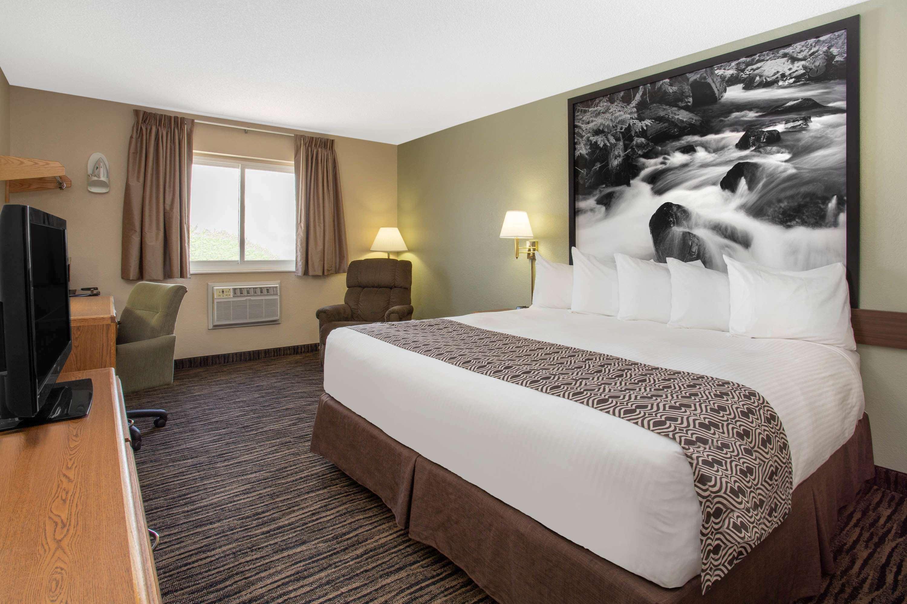 ซูเปอร์ 8 บาย วินด์แฮม ลูวิสตัน ออเบิร์น แอเรีย Hotel Lewistown ภายนอก รูปภาพ