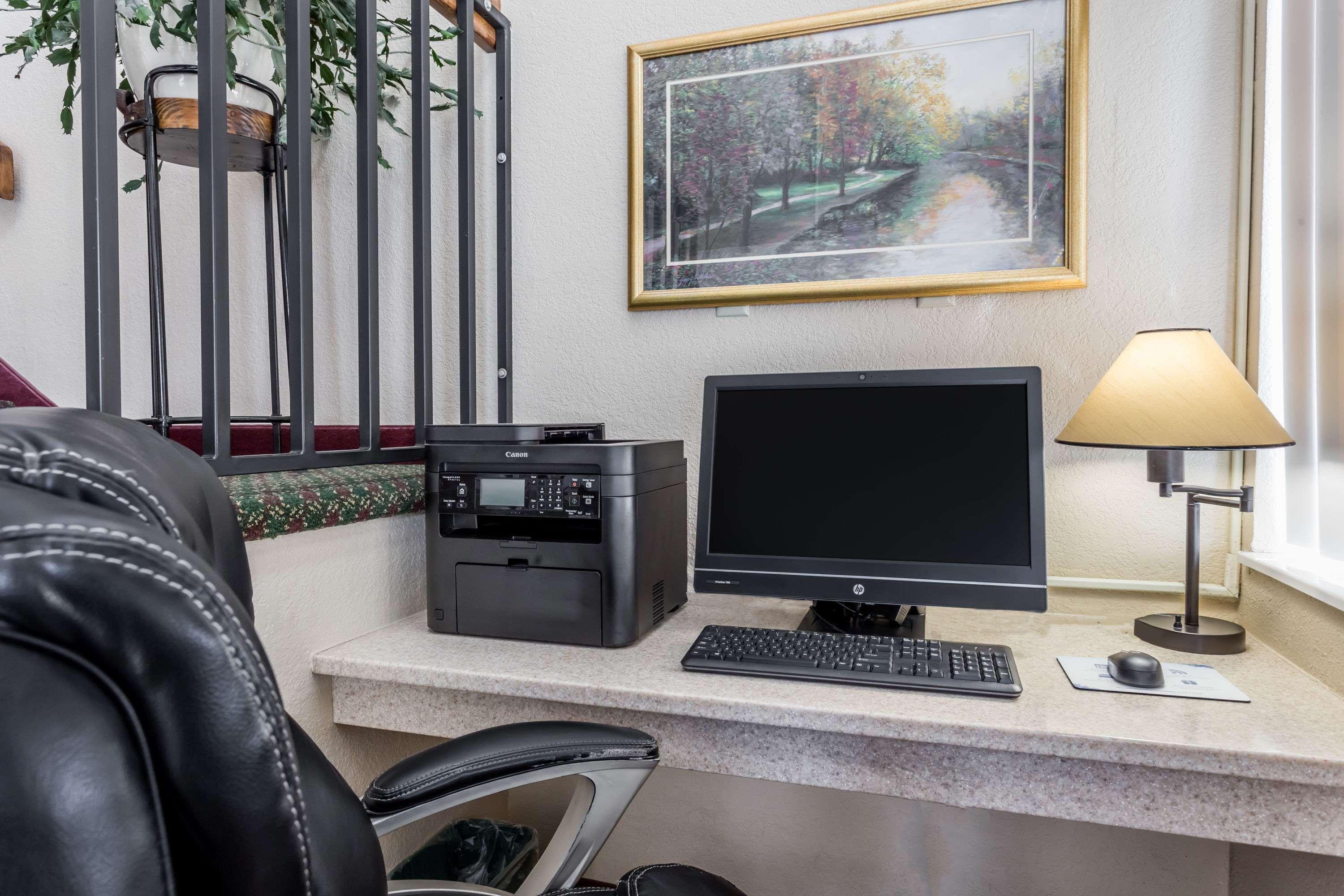 ซูเปอร์ 8 บาย วินด์แฮม ลูวิสตัน ออเบิร์น แอเรีย Hotel Lewistown ภายนอก รูปภาพ